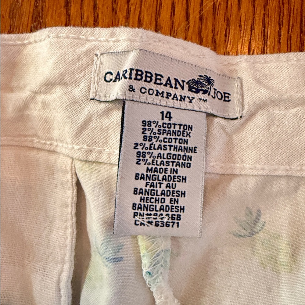 Women’s Caribbean Joe Pineapple Print Shorts - Size 14 - Picture 2 of 7
